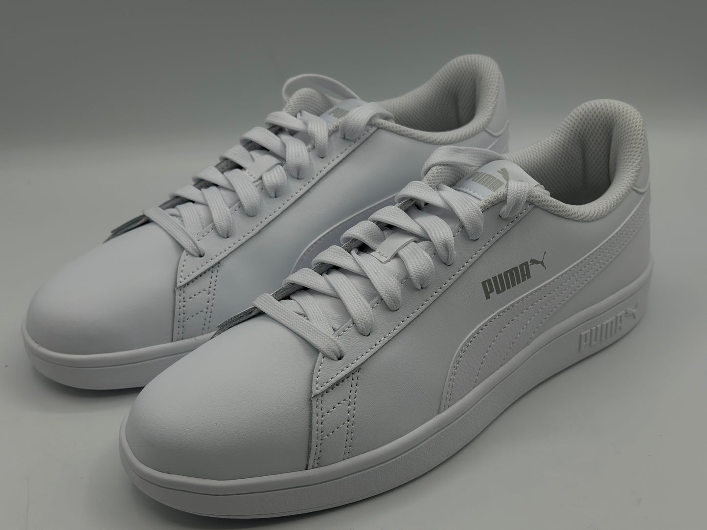 PUMA mixte Smash WNS V2 L Sneaker Basse