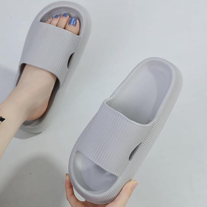 Pantoufle de Douche Femme Hommes Chaussons Antidérapants Été Maison Claquettes Léger Sandales de Piscine et Plage Séchage Rapide Slippers