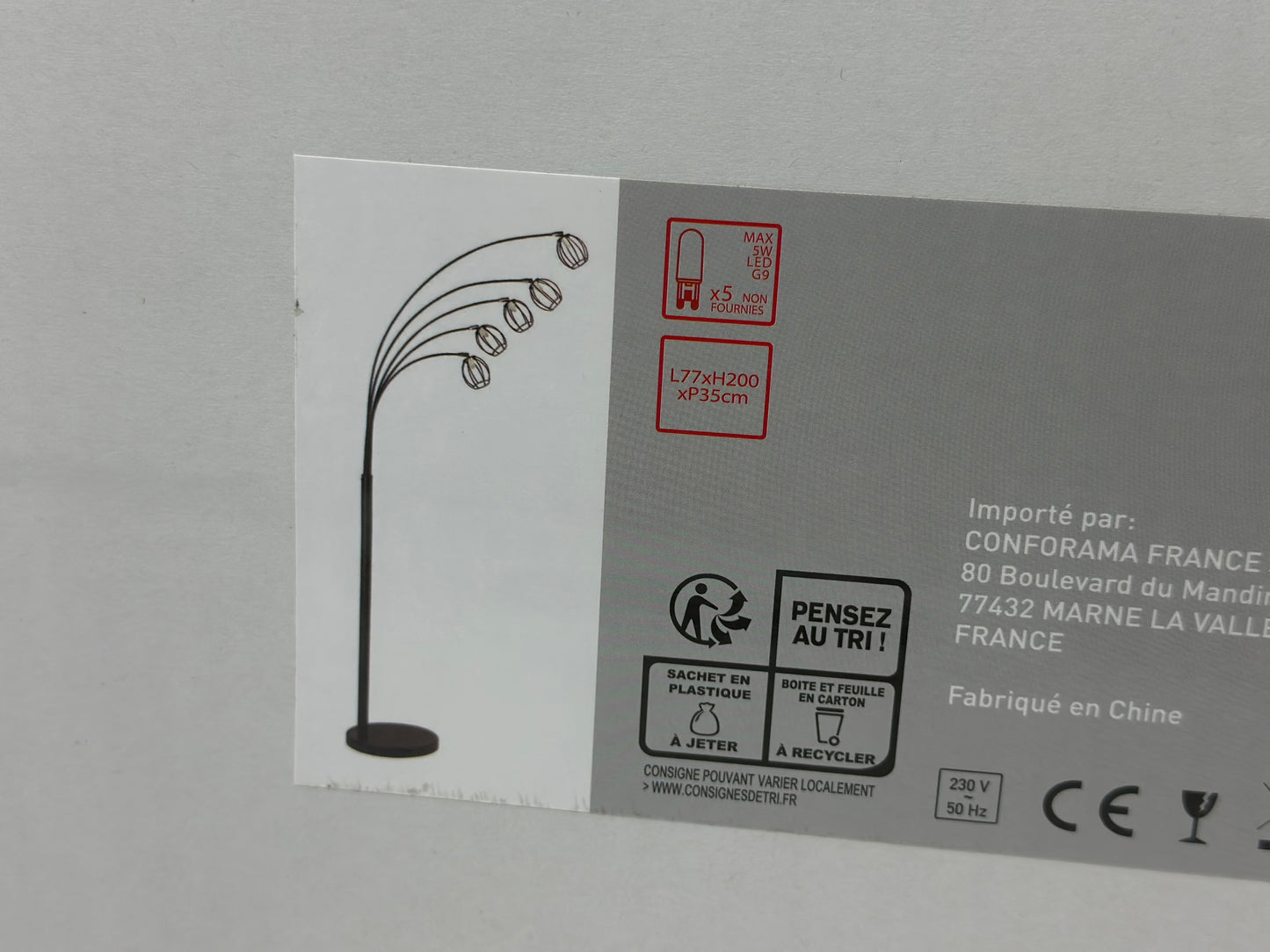 Lampadaire FINN coloris noir