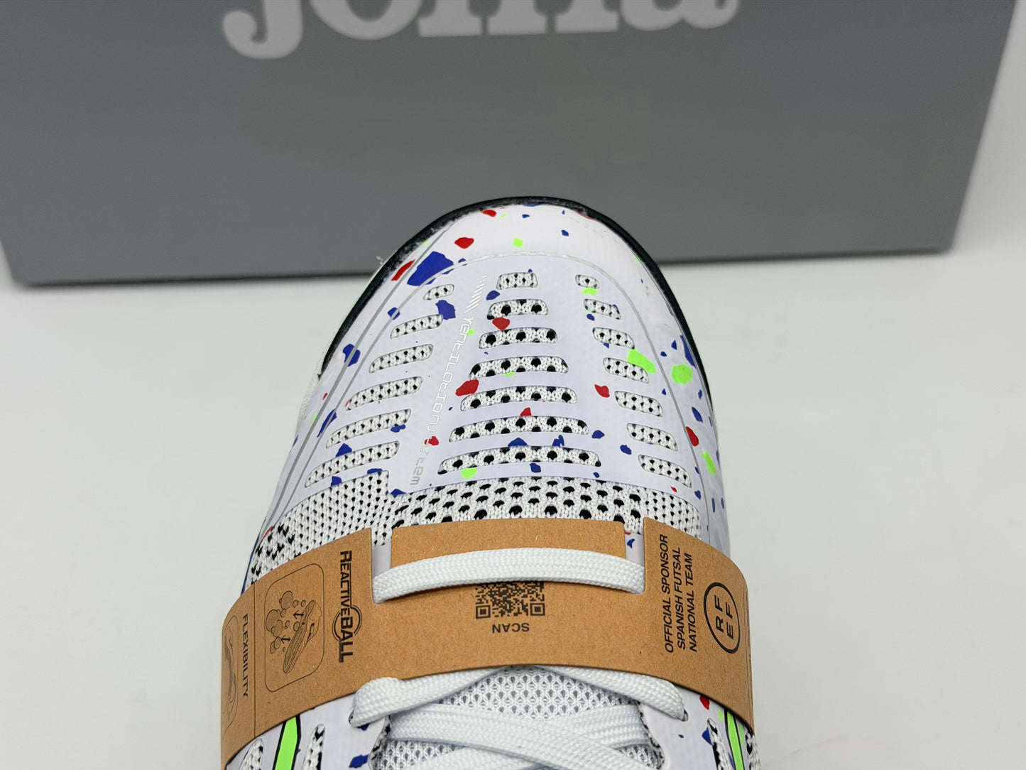 Chaussures de futsal JOMA TACTICO IN - BLANC BLEU/JAUNE FLUO