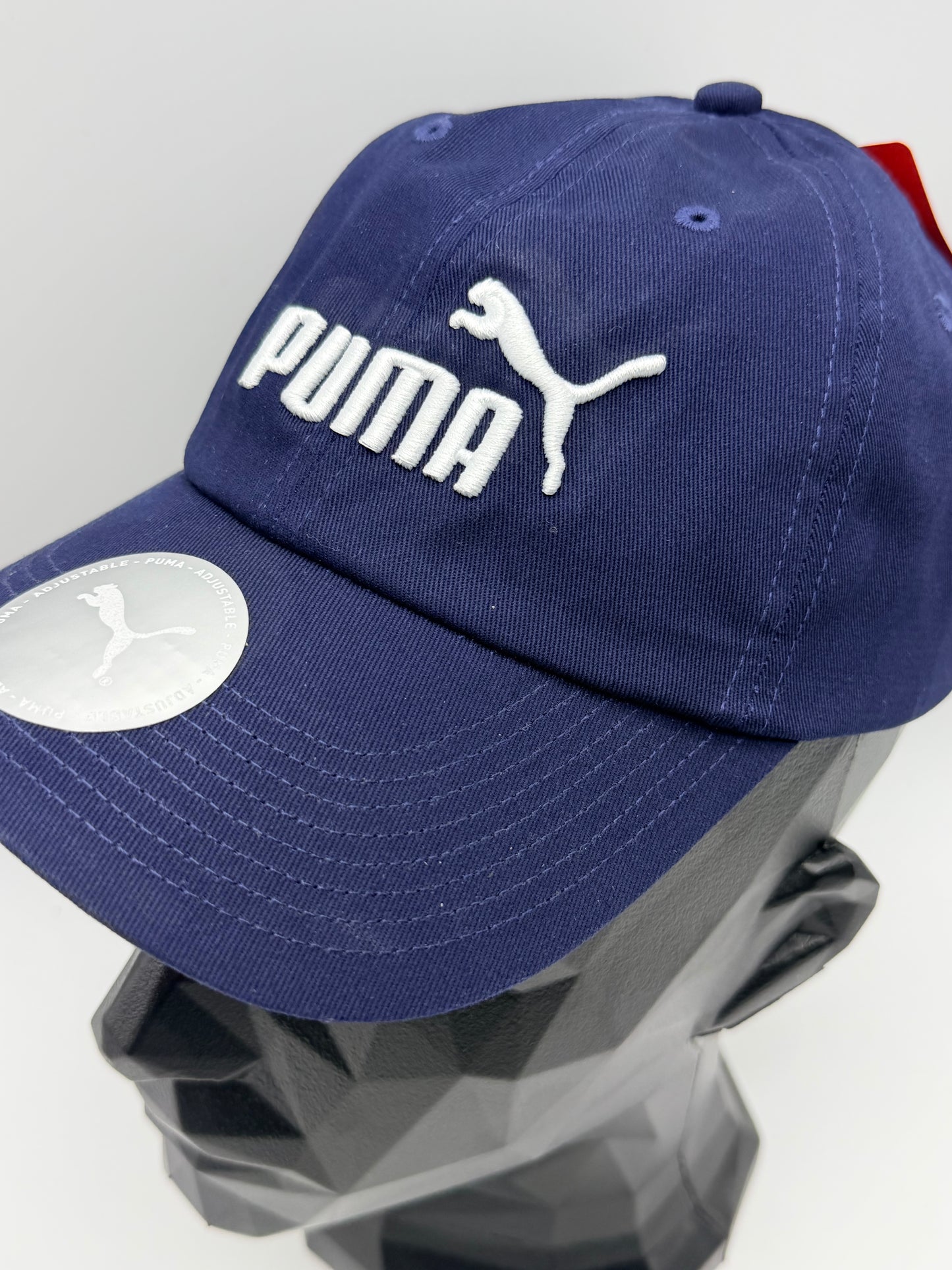 Casquette Puma Essentials bleu marine
