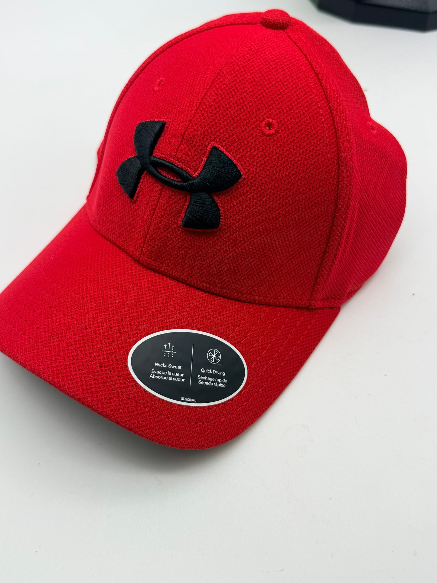 Casquette - Under Armour - Blitzing 3.0 - Rouge - Visière recourbée - Tissu UA Microthread