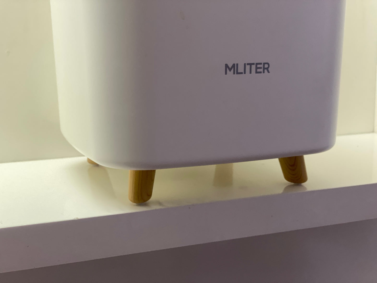 MLITER Humidificateur à ultrasons 2,5 L, diffuseurs de parfums, minuteur, Fonctionnement Silencieux avec 3 Niveaux réglables de brumisation pour Maison neuf