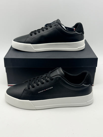TOMMY HILFIGER
Baskets Court Leather Detail Essential Black