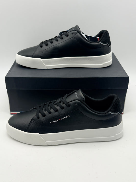 TOMMY HILFIGER
Baskets Court Leather Detail Essential Black