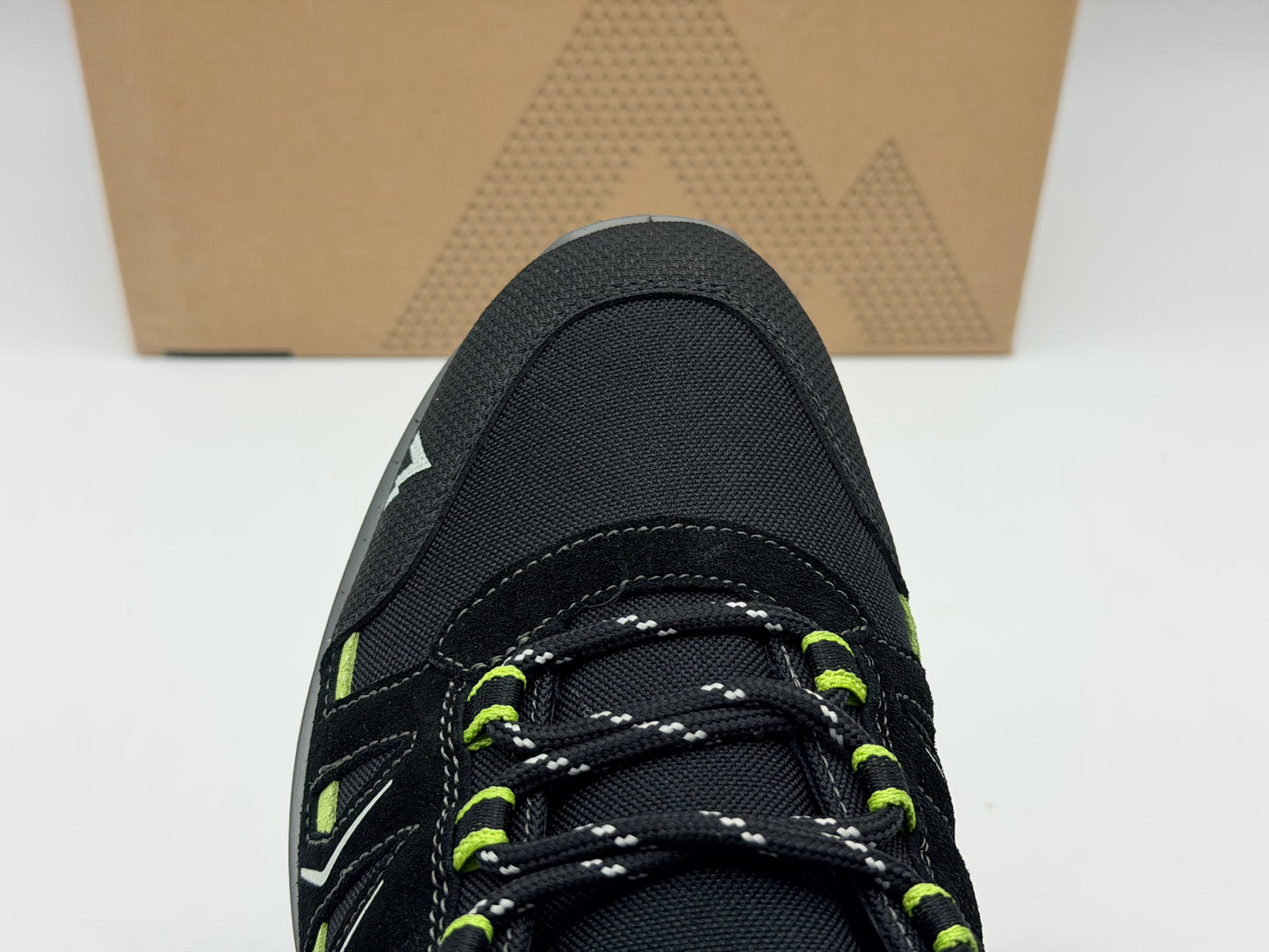 McKINLEY
UNISEX TREKKINGSCHUHE MAGMUS AQX