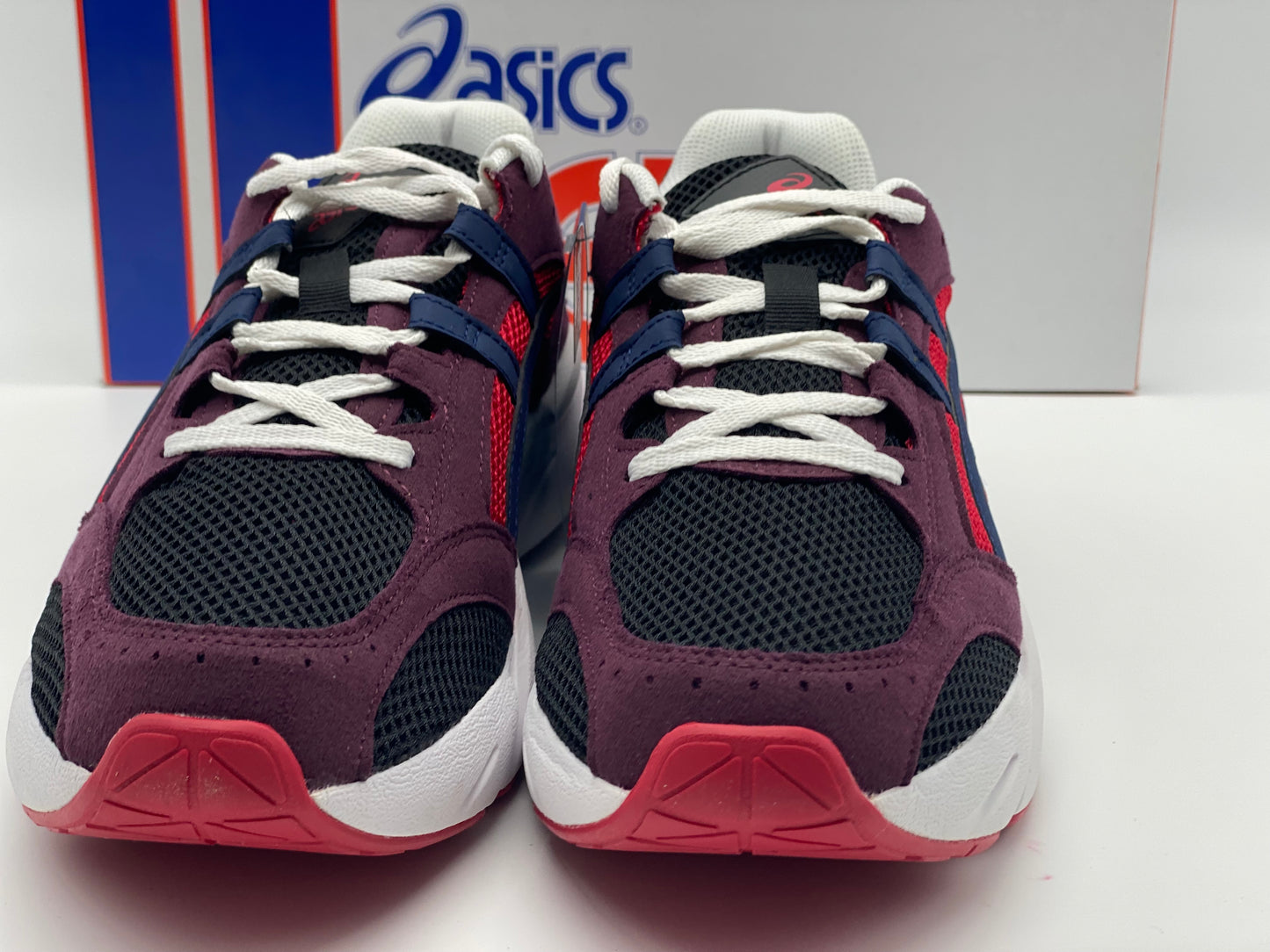 Basket Asics GEL neuves et authentique taille 44 et 44,5