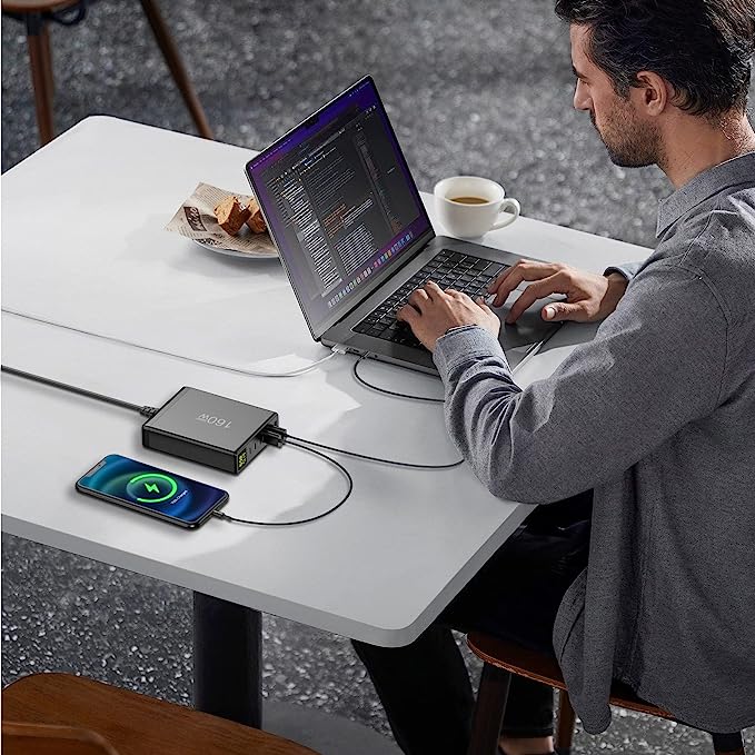 Chargeur Rapide USB C, 160W GaN 6-Port avec LED Display, Chargeur Secteur Multiple avec 3 USB-C et 3 USB-A PPS PD 3.0 für Macbook Pro/Air Laptop iPhone iPad Samsung