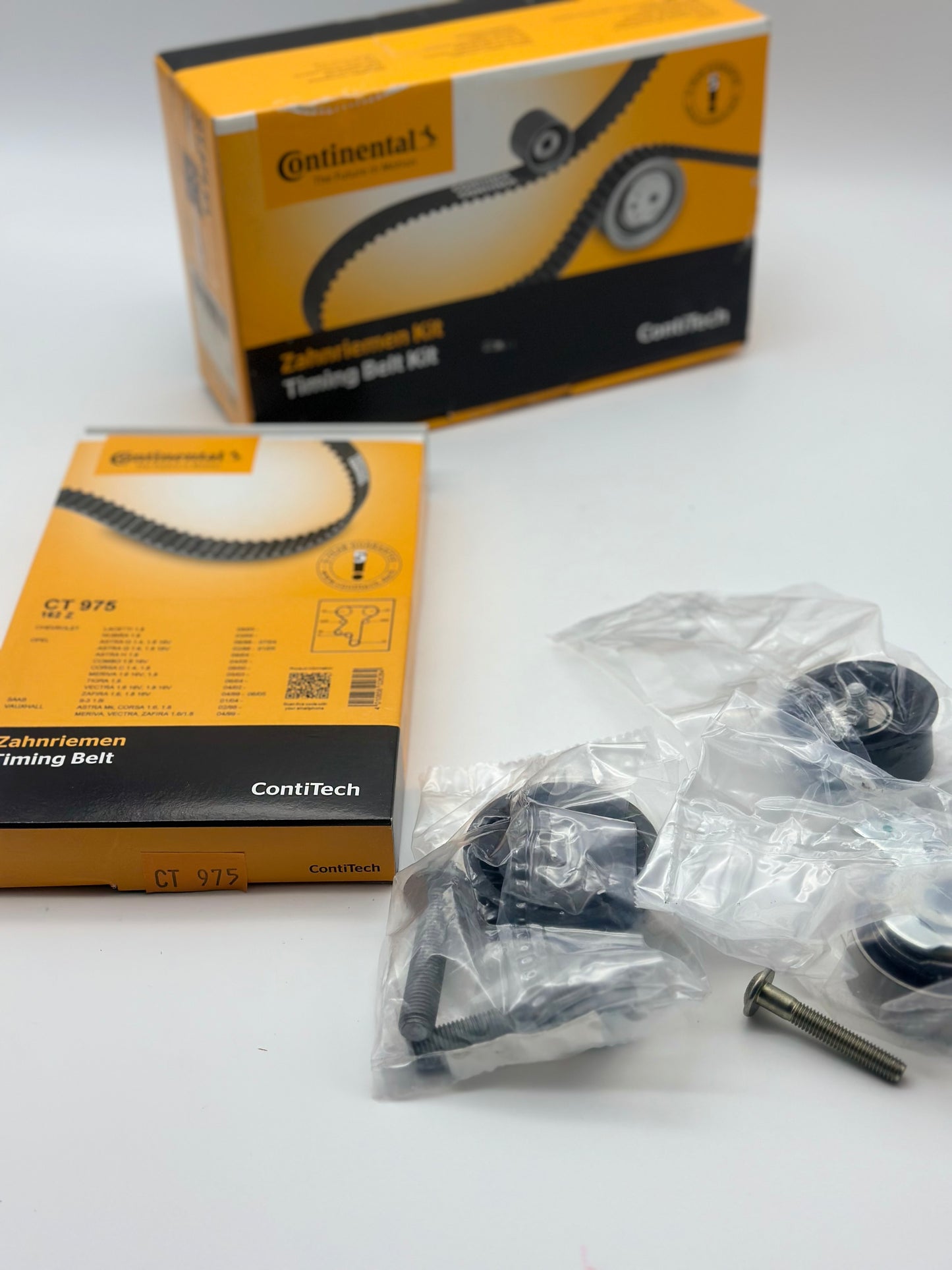 Ensemble courroie de distribution CONTITECH CT975K3