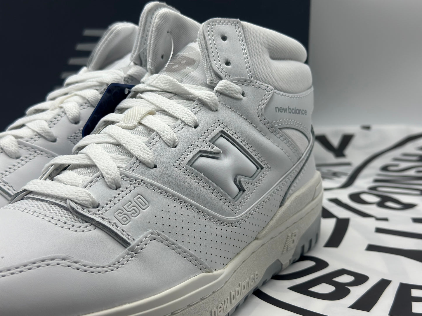 New Balance 650R Triple Blanc neuves tailles 42,5