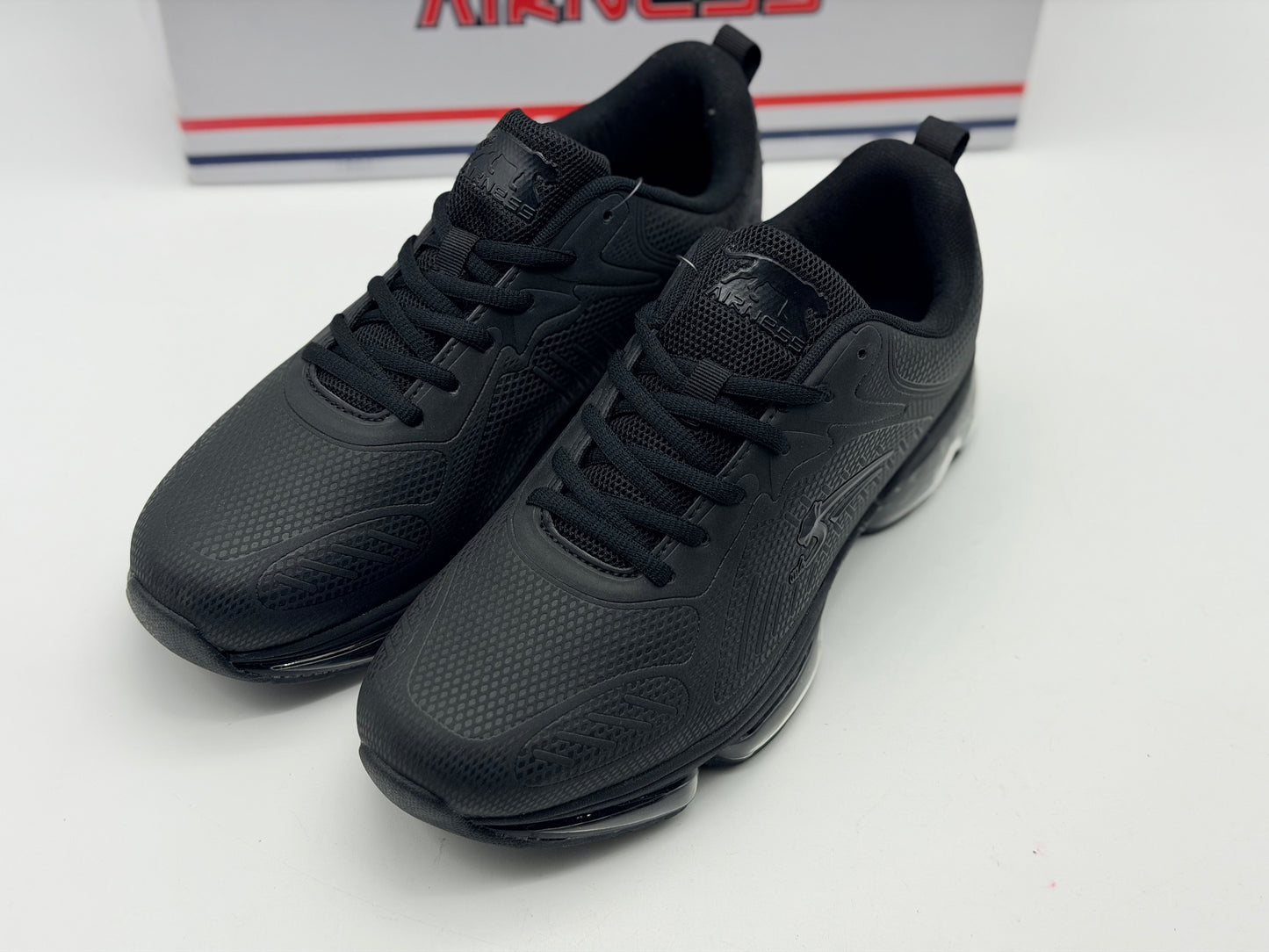 Baskets NOIR Homme motif Uni Lacets AIRNESS
