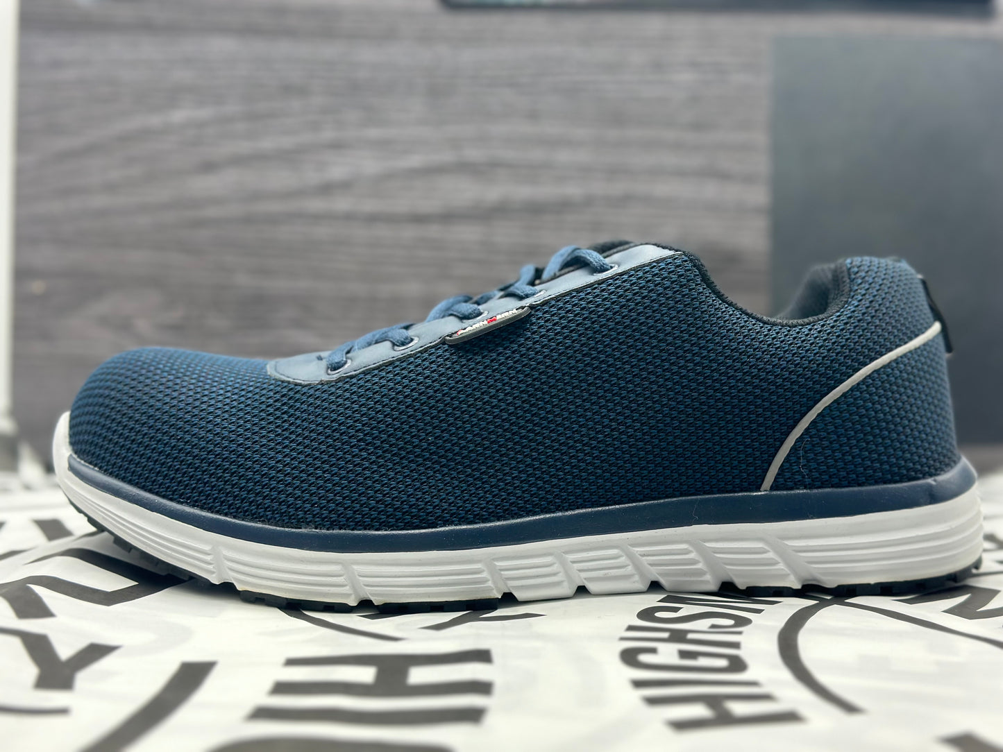 Chaussure de Sécurité Légère Basket Basses Pas Cher Mode Mesh Respirantes taille 47