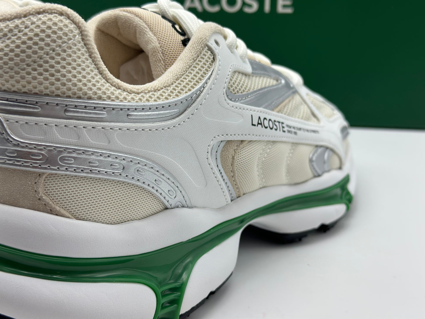 Sneakers L003 homme
Sneakers - Blanc - Lacoste - Homme taille 43