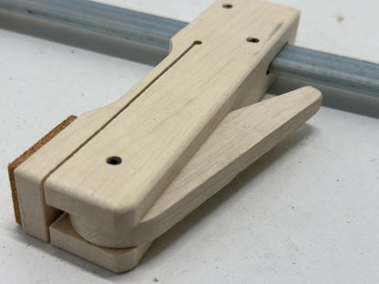 kwb Serre-joint en bois 300x110 avec surfaces en liège, largeur de serrage 300 mm, profondeur de serrage 110 mm, finition sans points de pression, serre-joint à serrage rapide pour maintenir