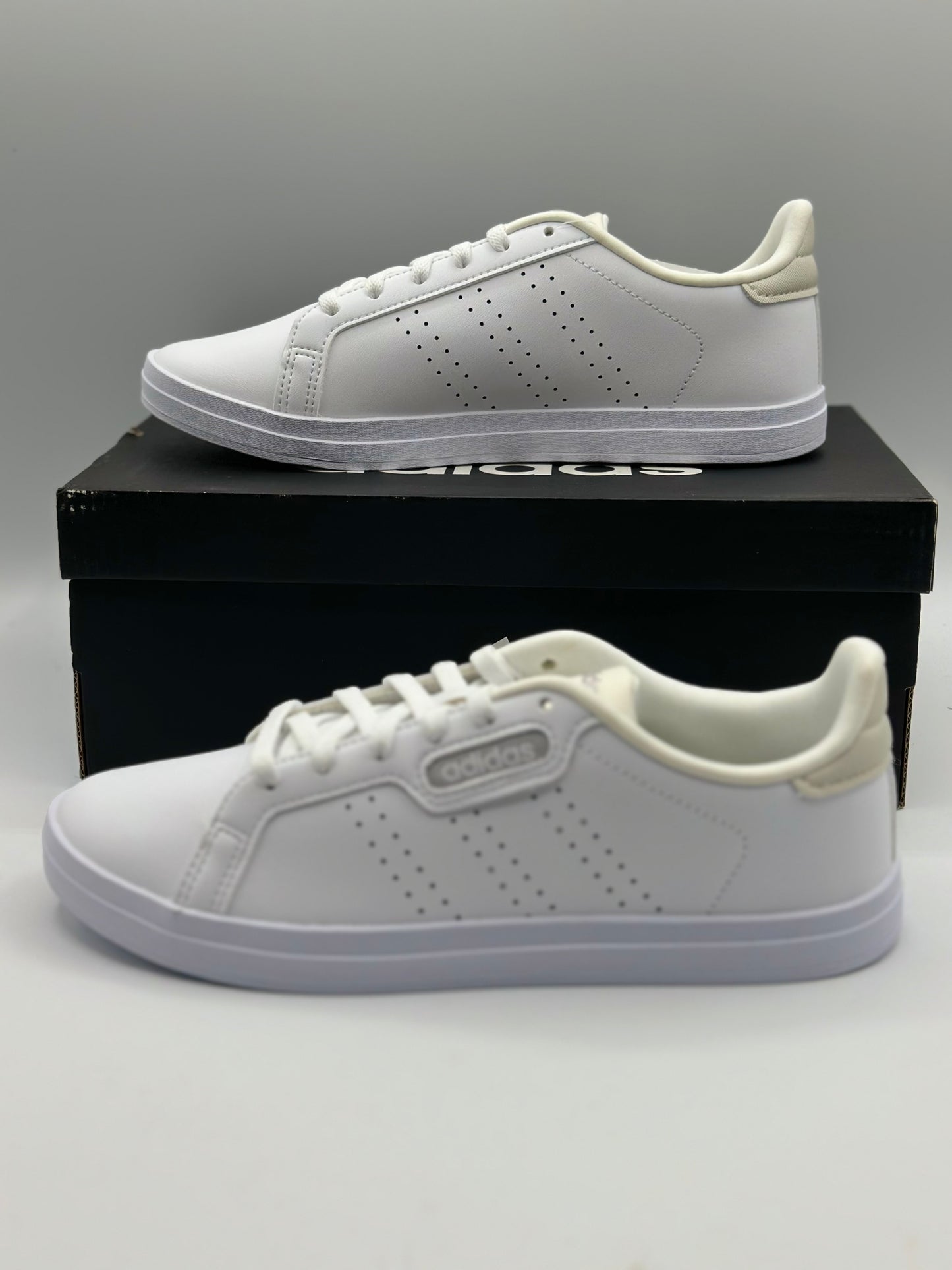 adidas Femme Base Courtpoint Chaussures de Tennis