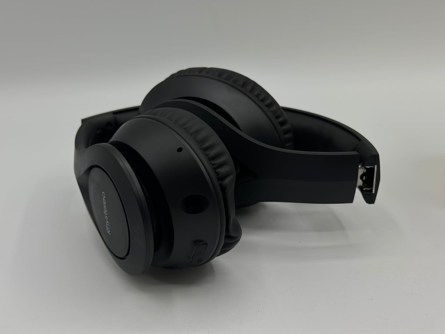 Casque Bluetooth avec 60H de Lecture, Casque Bluetooth 5.0 sur l'oreille, Micro intégré, Casque sans Fil Filaire Pliable pour Le Travail, Les Voyages, l'apprentissage en Ligne, téléphone, PC