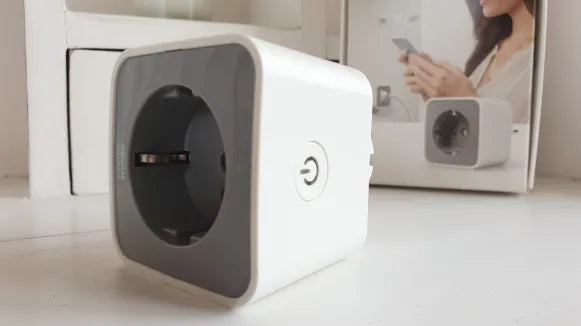 OSRAM SMART+ Prise Electrique Connectée - Smart+ Plug Compatible: Zigbee / Amazon Echo / Smart+ / Samsung Smart Things