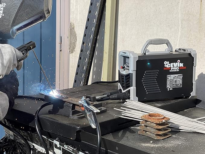 Poste a soudés Cevik Pro CE TITANIUM201 Equipement de Soudage Inverter MMA 200A Professionnel