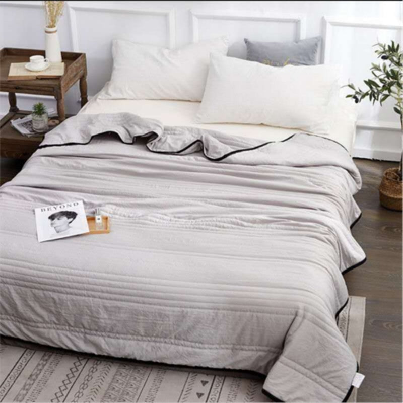 Couette "Arctic-Cloud" – Couverture Rafraîchissante & Ultra-Légère pour l'Été