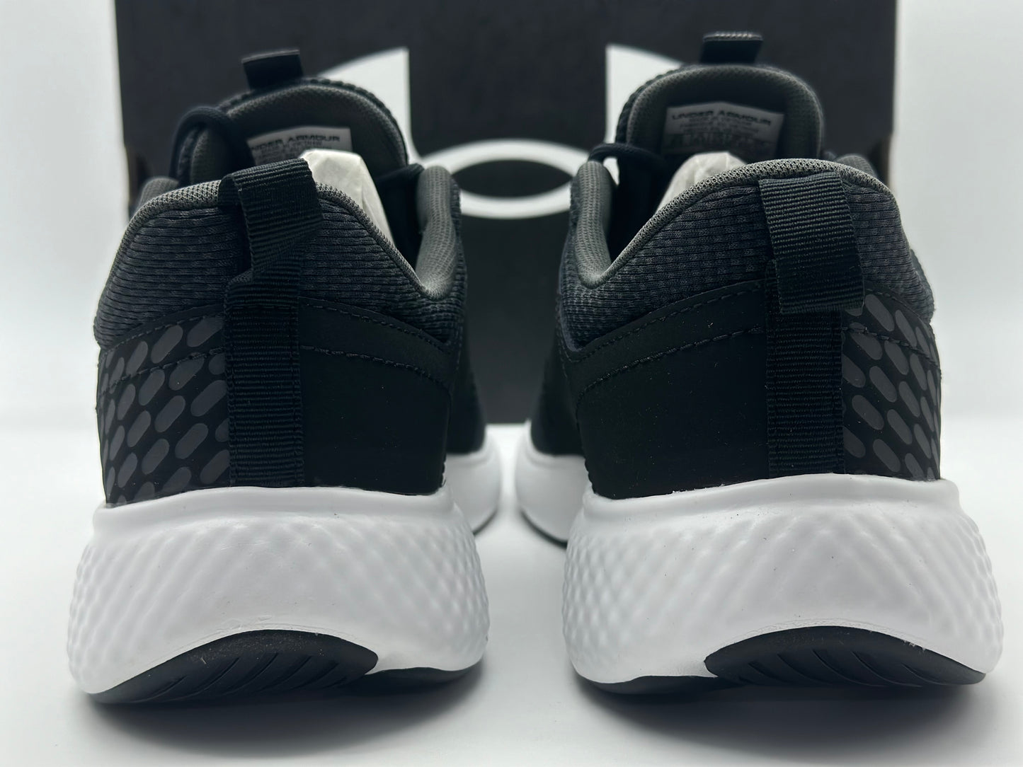 Chaussure de course UNDER armour homme neuves et authentique taille 43. (UK 8,5) 27,5 cm