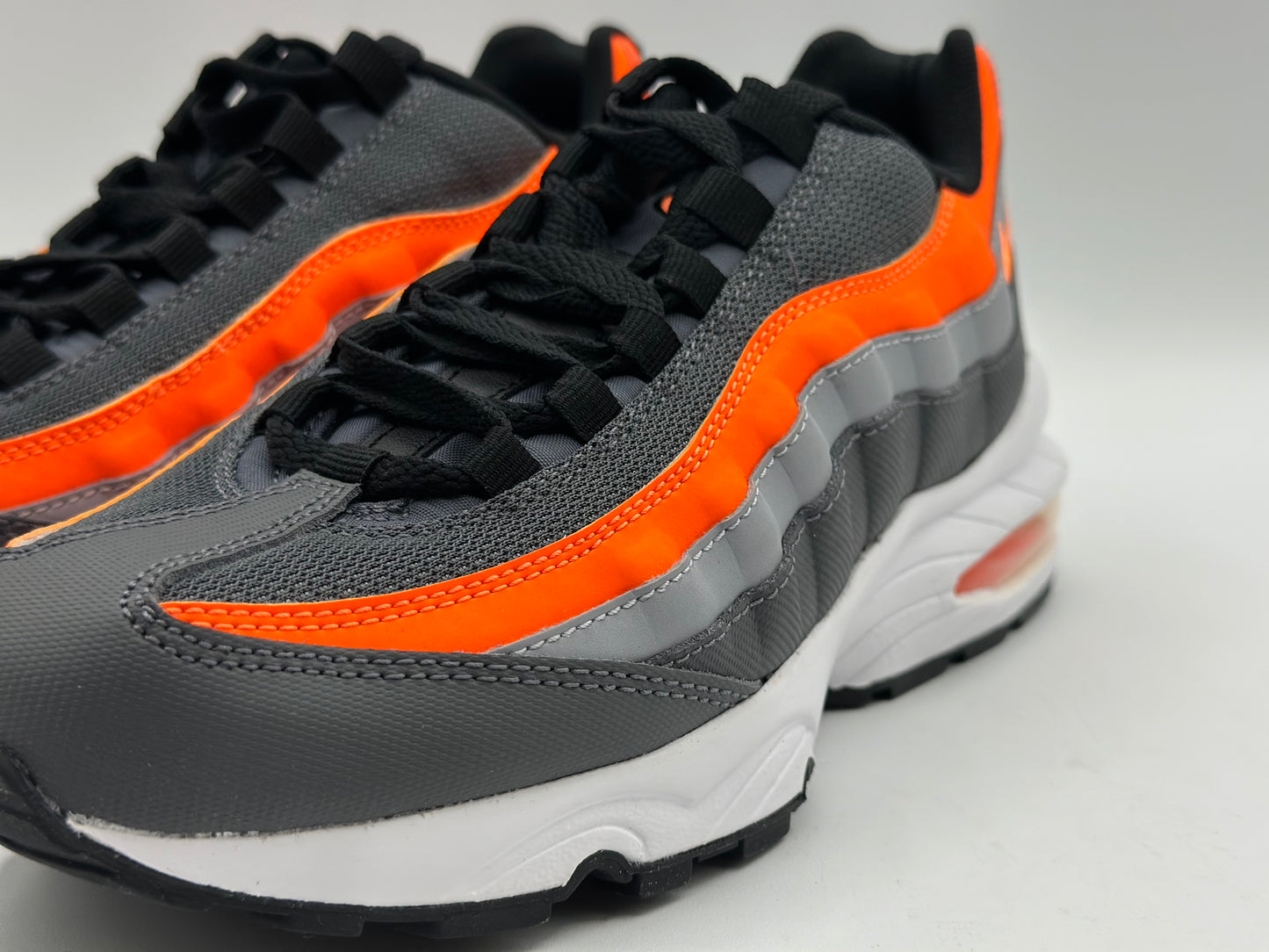 Nike Air Max 95 taille 38,5
