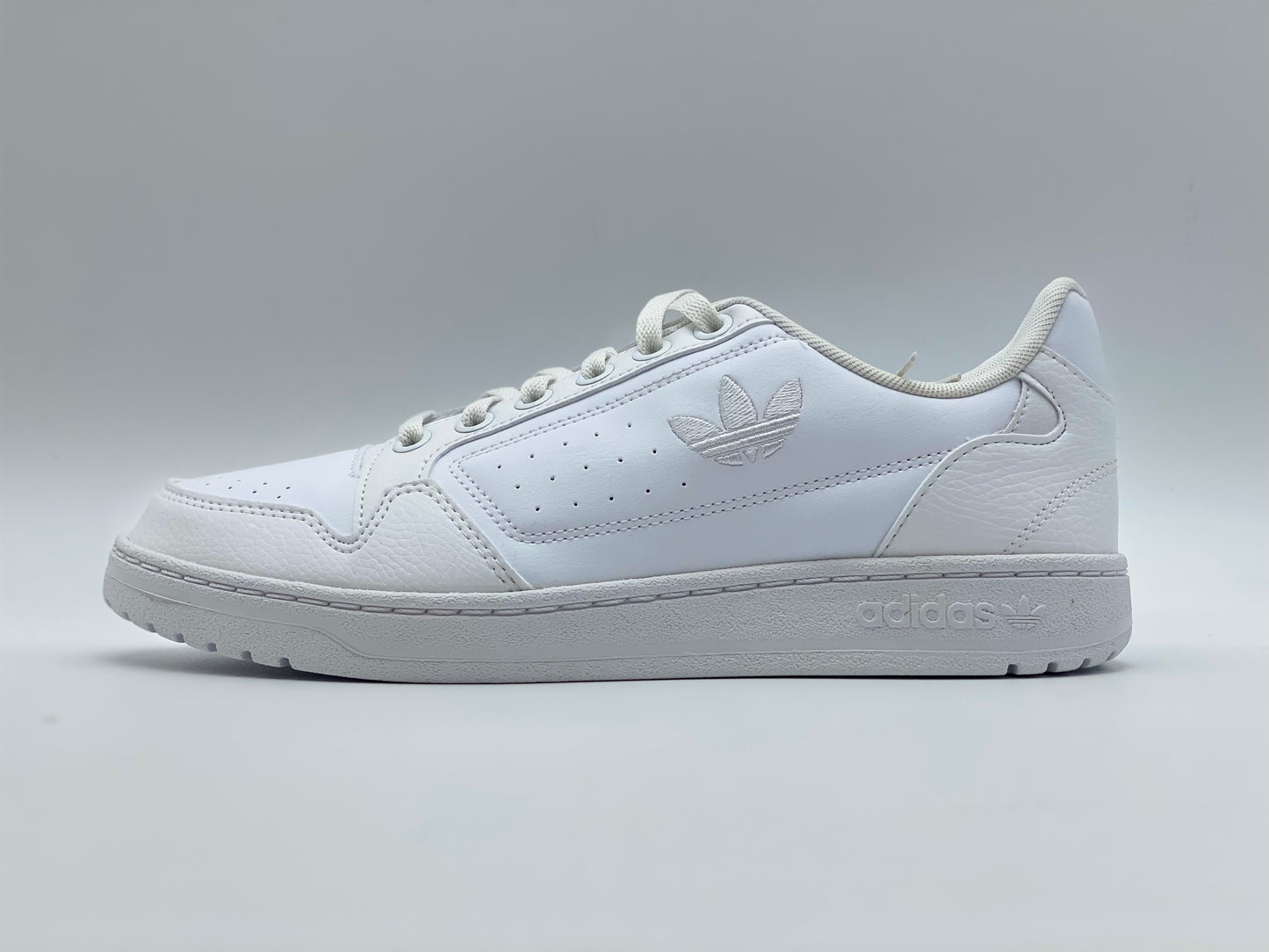 adidas Originals Sneaker blanches neuves et authentique taille 42