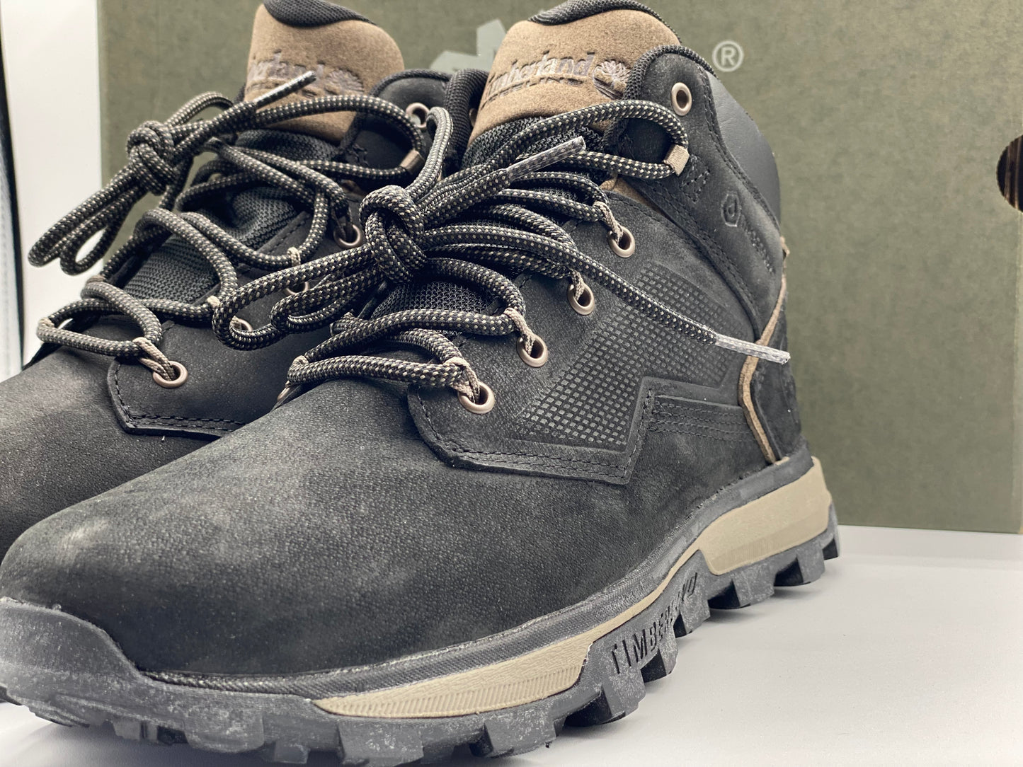Chaussures montantes Timberland Noir neuve et authentique taille 43,5