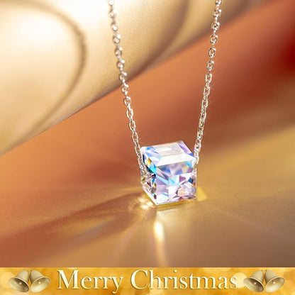 Alex Perry Collier en Cristal pour femmes, Collier en Argent 925, Pendentif en Cristal Cube pour Filles, Cadeaux Personnalisés pour Elle, Cadeaux pour la Fête des Mères, avec boîte à bijoux