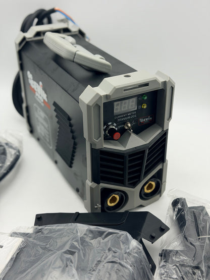 Poste a soudés Cevik Pro CE TITANIUM201 Equipement de Soudage Inverter MMA 200A Professionnel