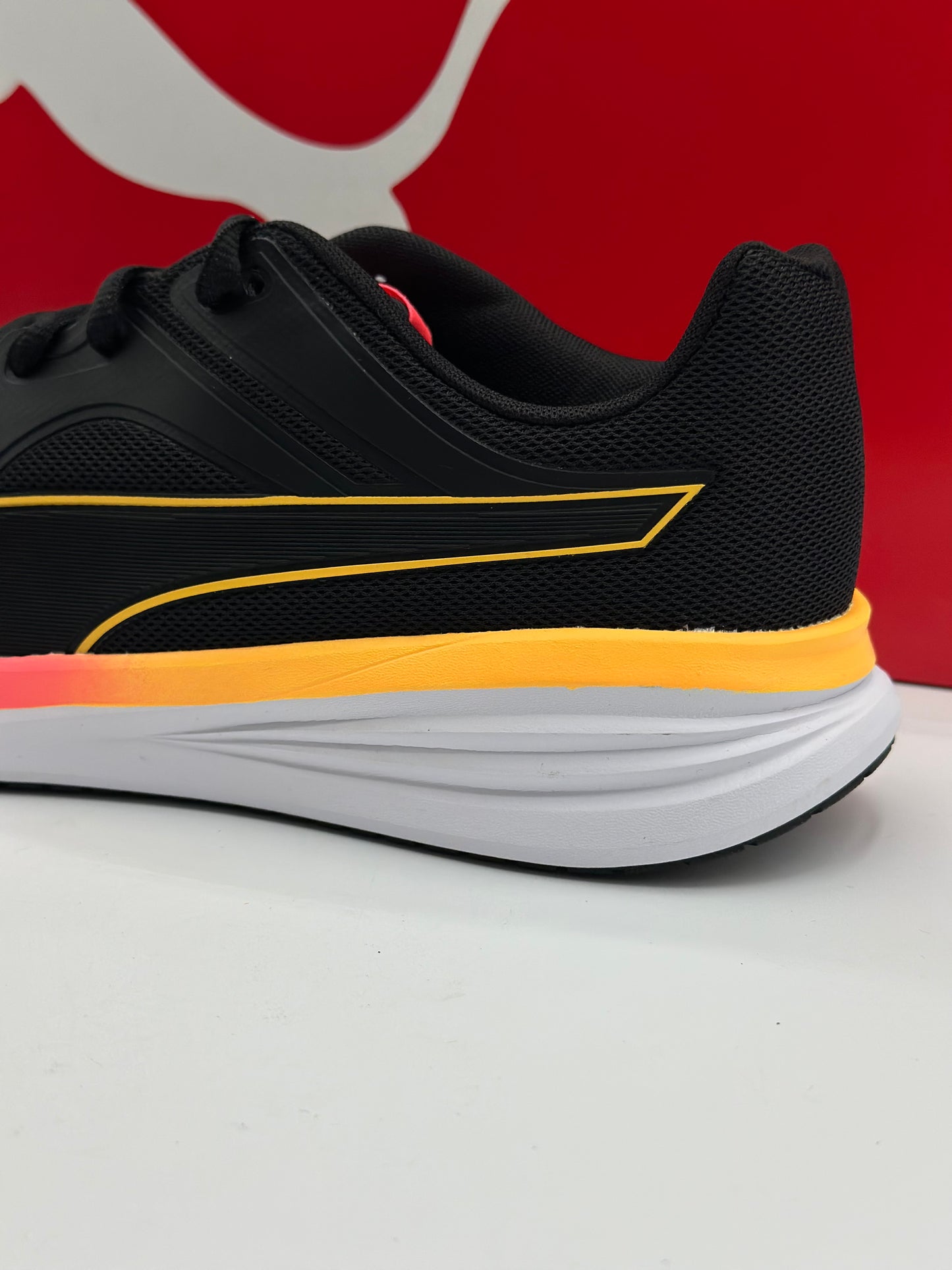 Puma Unisex's Transport Running Shoe