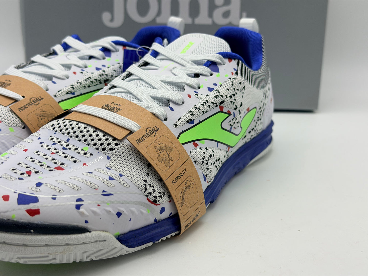 Chaussures de futsal JOMA TACTICO IN - BLANC BLEU/JAUNE FLUO