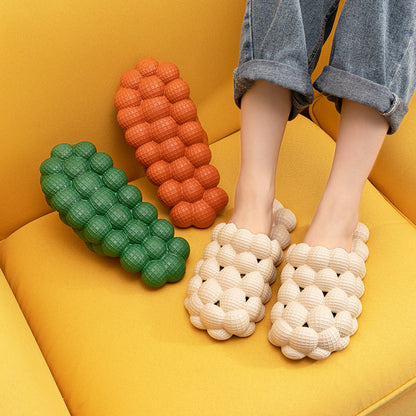 Claquettes "Bubble-Cloud" – Massage Plantaire & Design Anatomique