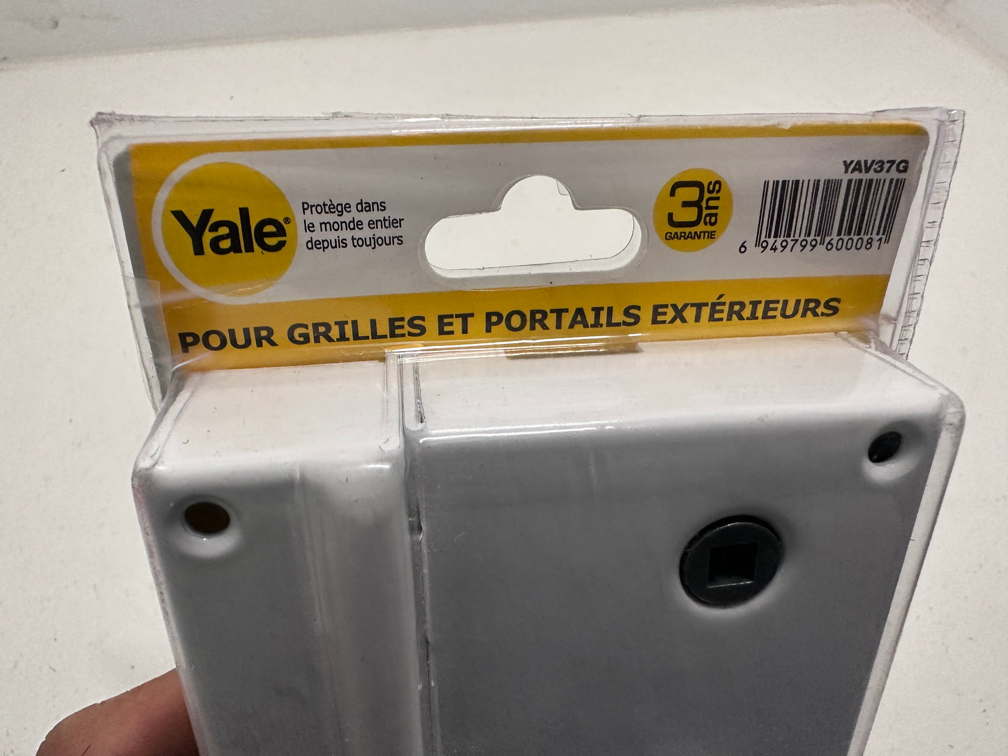 Yale YAV37G - Serrure en applique verticale à fouillot, 2 Clés, Version gauche - pour Grille et Portail