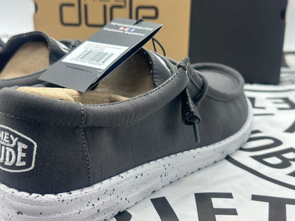 Hey Dude
Mocassins pour hommes neuves ultra légères tailles 43