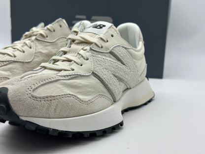 NEW BALANCE
Baskets 327 Off White