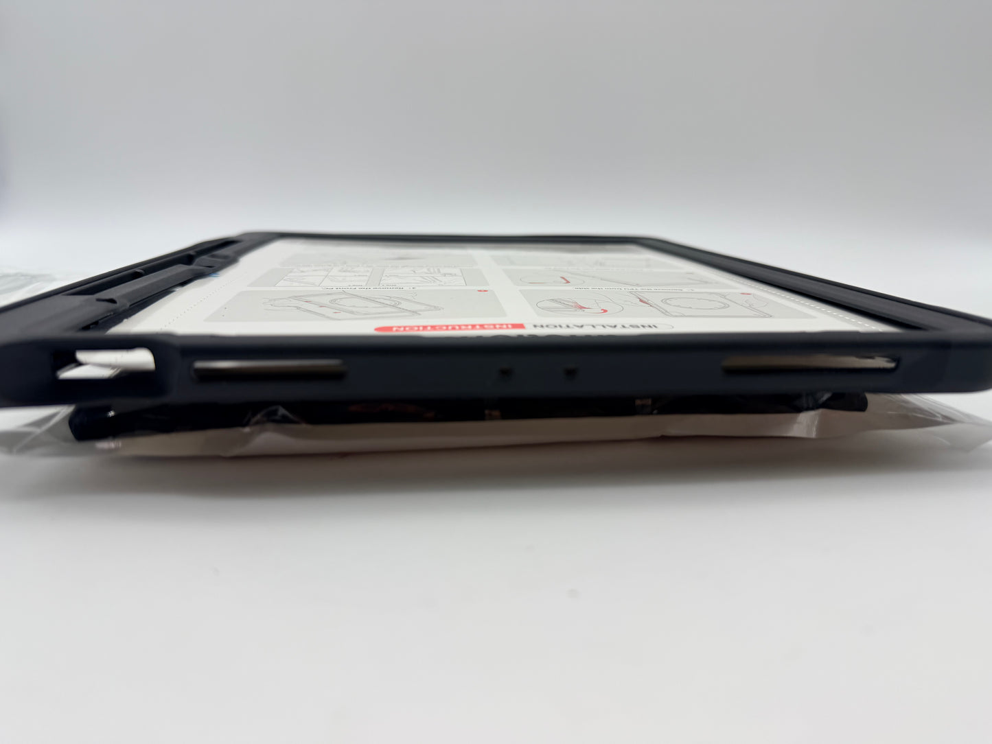 Étui pour tablette, housse de tablette anti-collision, housse de tablette anti-collision, empêche les chutes avec bandoulière pour iPad Pro12 pouces  (noir)