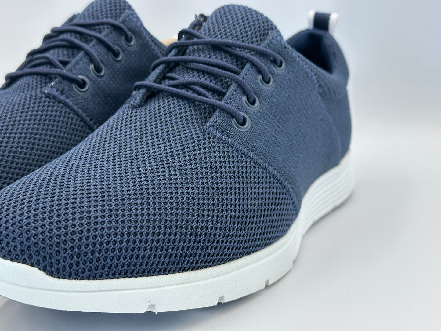 Timberland Baskets basses à lacets pour homme en bleu foncé