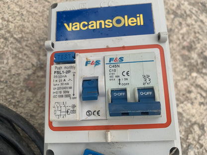 Cofret Rallonge électrique avec disjoncteur intégré et câble