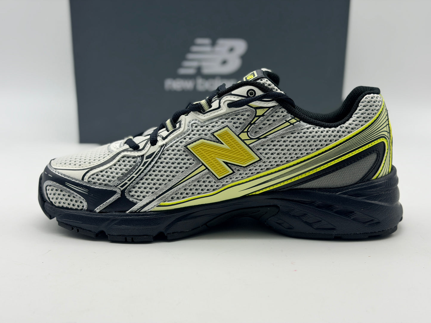 Baskets new balance hommes 740 chaussures