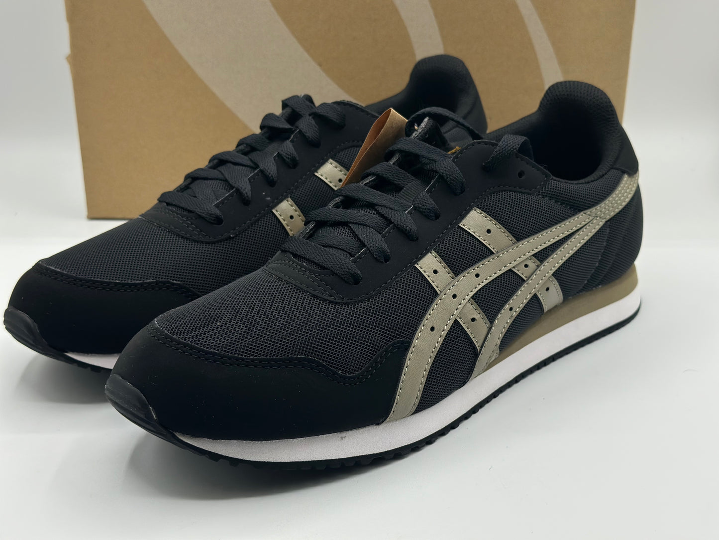 ASICS
Baskets Tiger Runner Black Mink