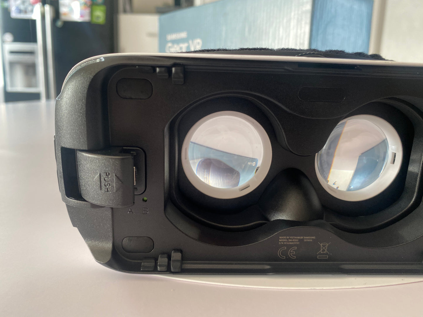 Samsung Gear VR casque de réalité virtuelle blanc givre pour Galaxy S6, S6 edge, S6 edge+, S7, S7 ed neuf