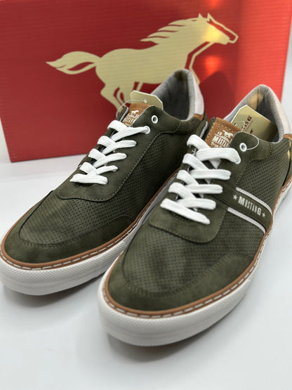 MUSTANG Homme Basket taille 44