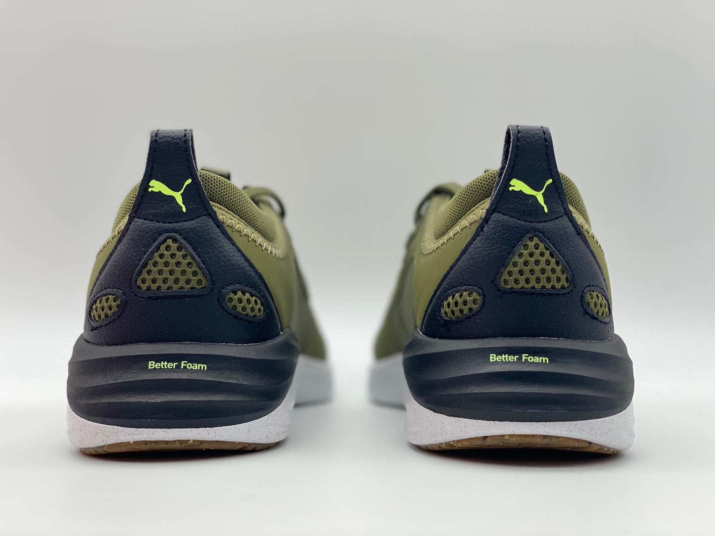 PUMA, Chaussure de Course Homme neuves et authentique taille 42,5