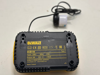 DEWALT - Chargeur Rapide XR FLEXVOLT: 54V - 18V Jaune