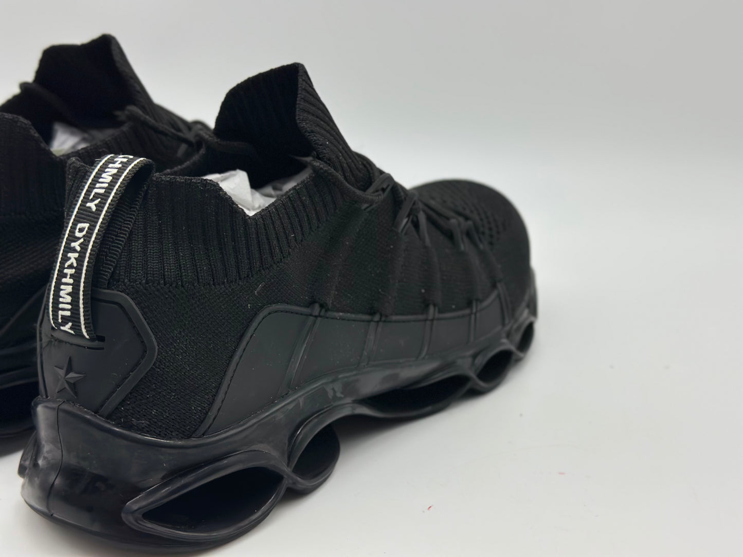 Chaussures de Sécurité Hommes Basket de Securite Femme Protection Acier Amorti Mode Confortable Legere Respirante Chaussure de Chantier(Noir G,44 EU)