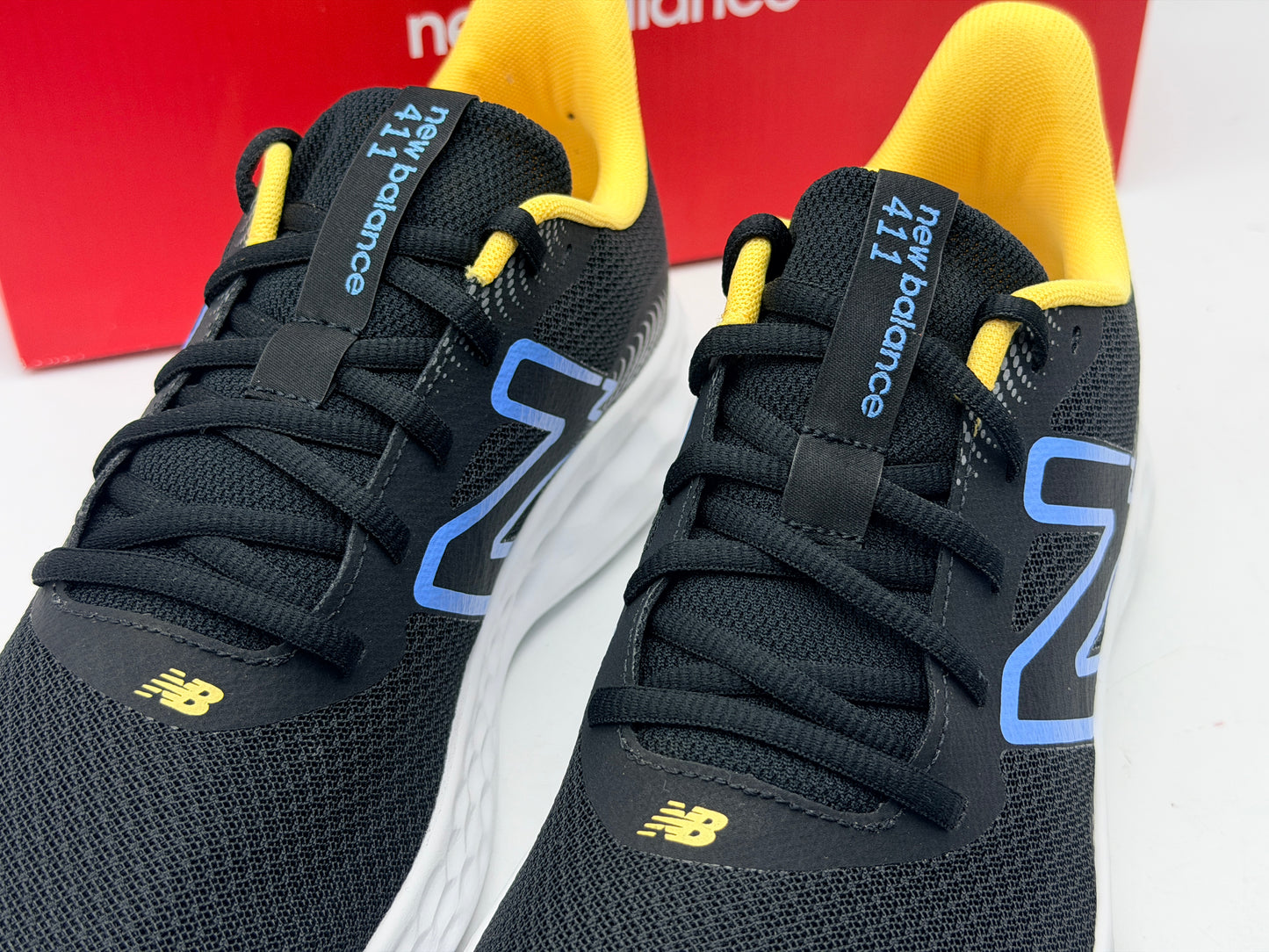 New Balance 411V3 Trainers