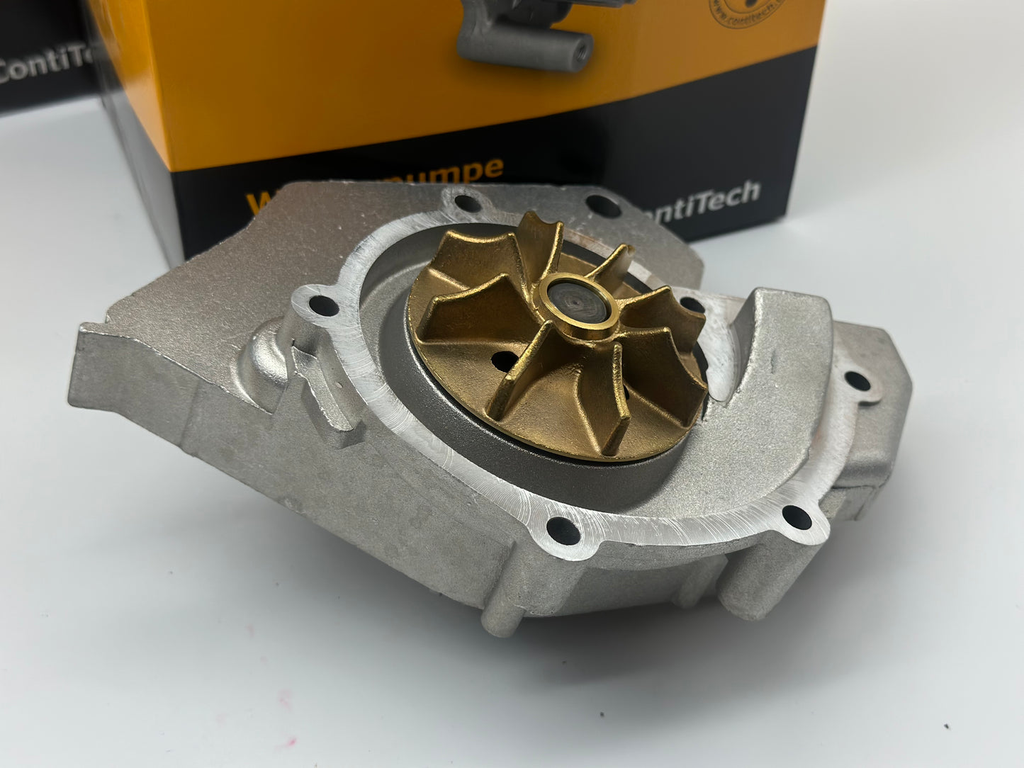 Kit de distribution + pompe à eau CT772WP1 neuf