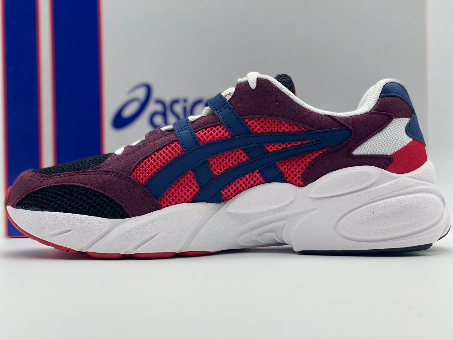 Basket Asics GEL neuves et authentique taille 44 et 44,5