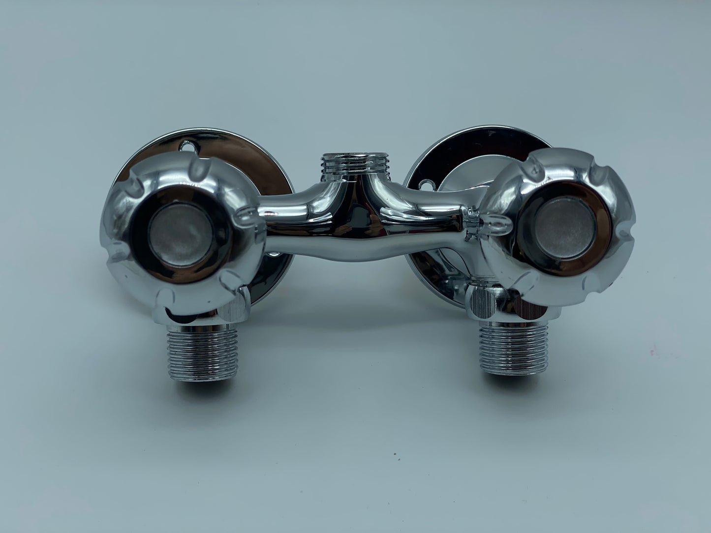 Robinet mitigeur de douche moderne en laiton chromé