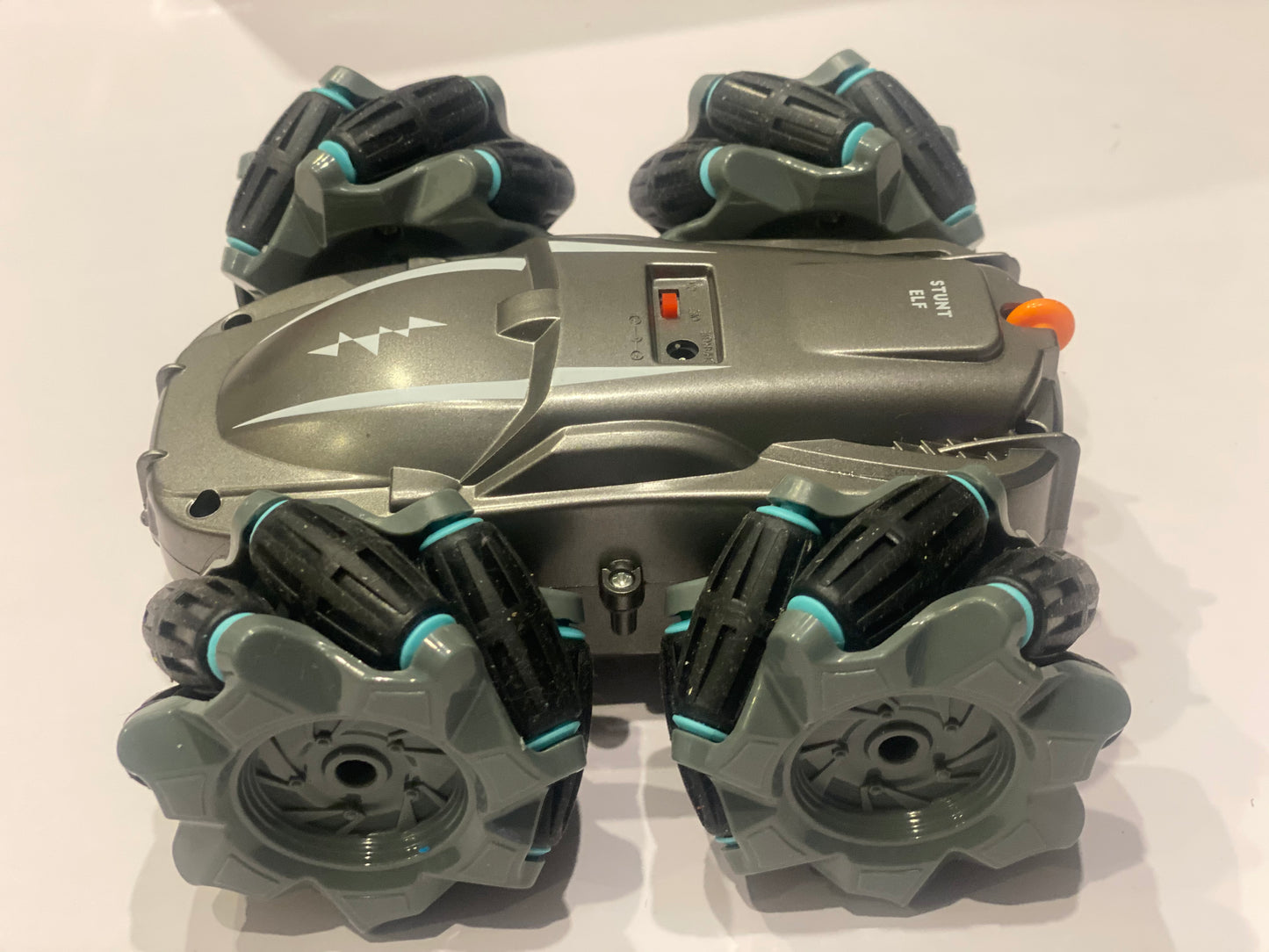 Double Face Stunt Drift Car 2.4Ghz Double Face Stunt Drift RC Car 360 ° Rotation Télécommande Stunt Drift Car 500mAh En Stock ABI